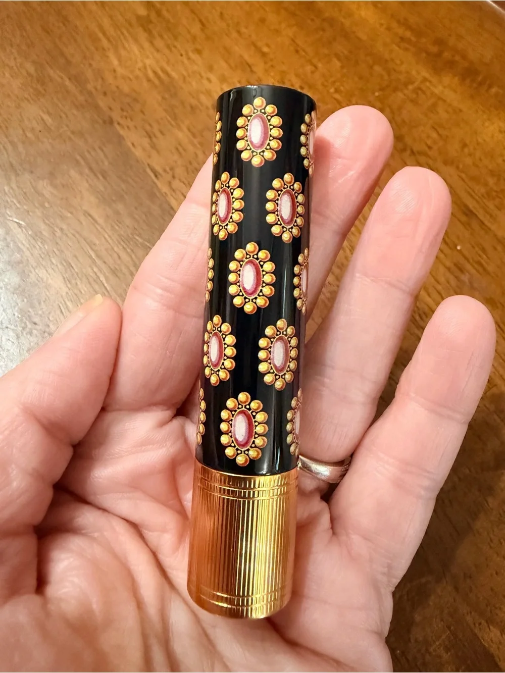 Gucci Glow & Care Lip Colour - Valeria Rose 217
